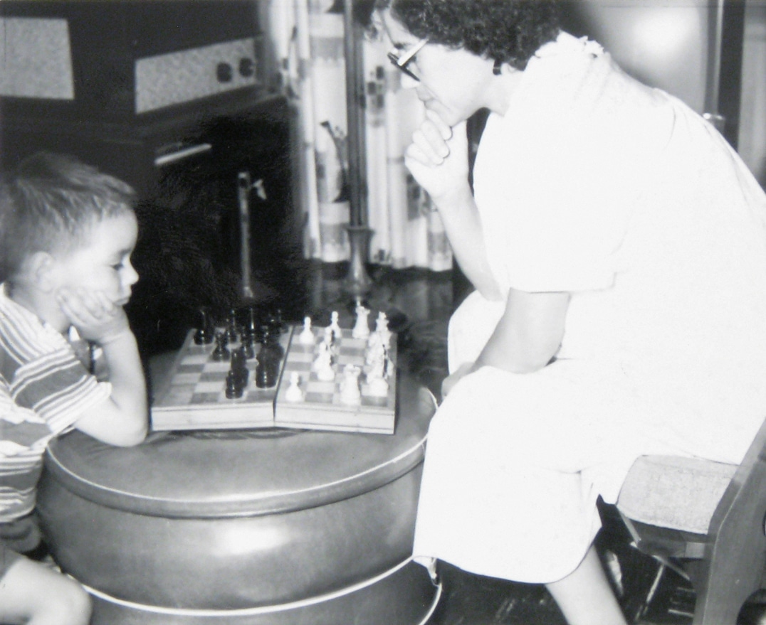 A mother and son play chess in 1960—perhaps a chess prodigy in the making? Courtesy of The Strong, Rochester, New York.