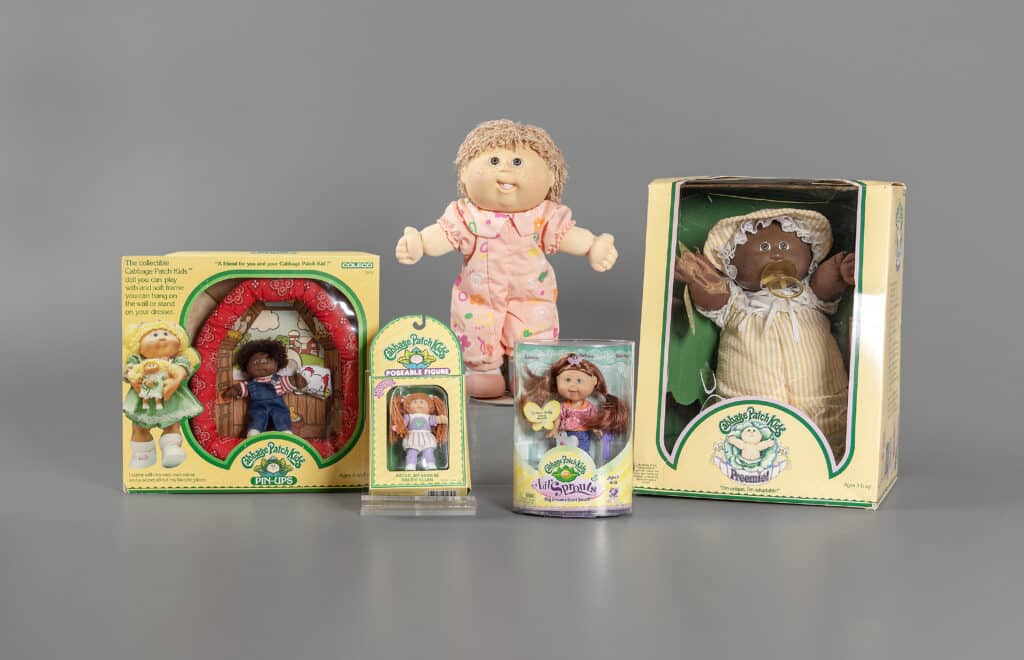 Group of Cabbage Patch dolls