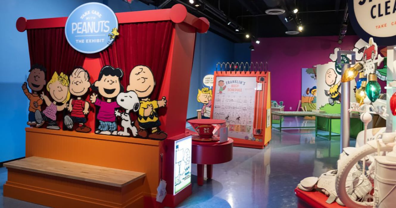 Peanuts display